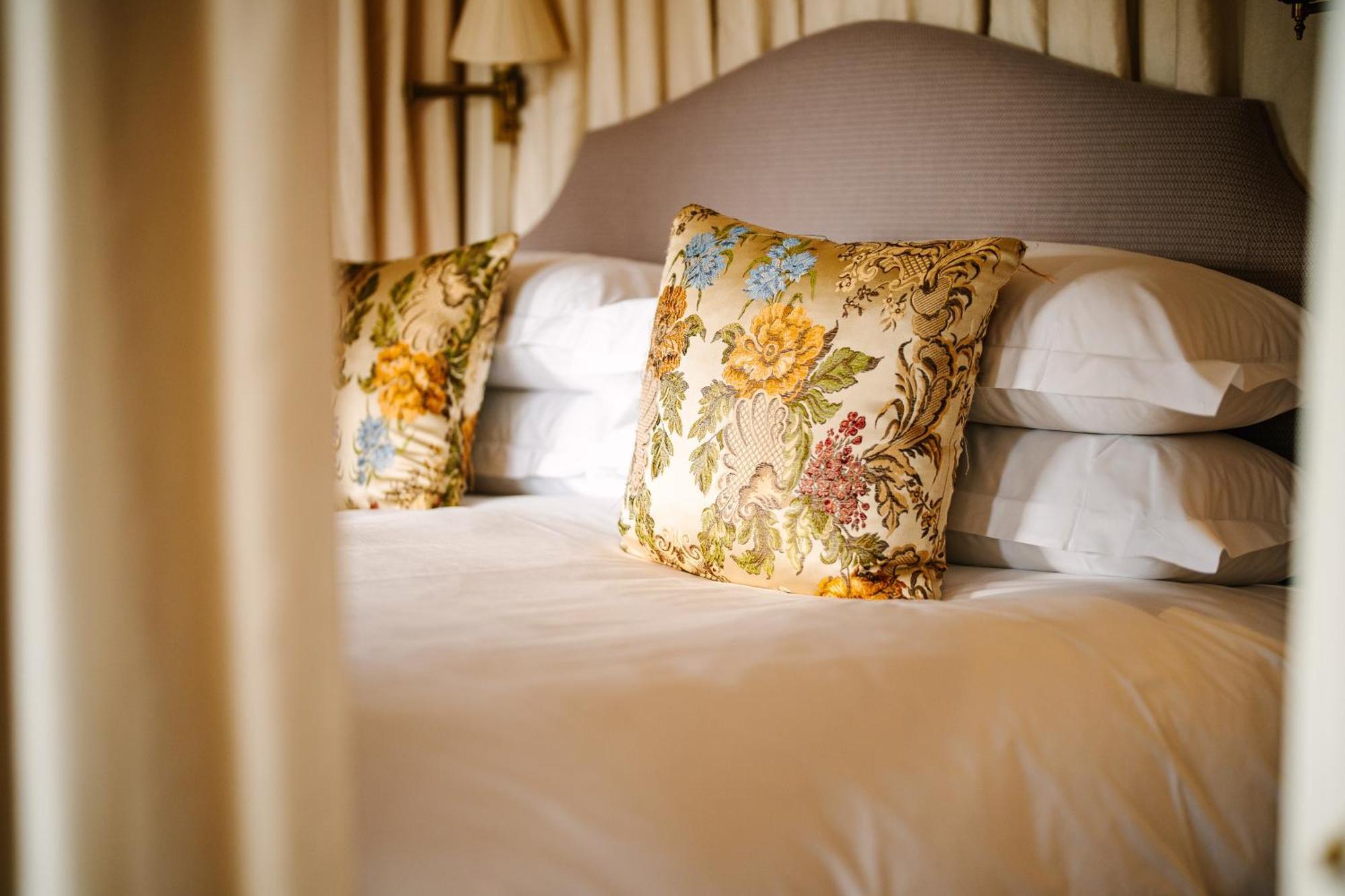 Cliveden House - An Iconic Luxury Hotel Maidenhead Bagian luar foto