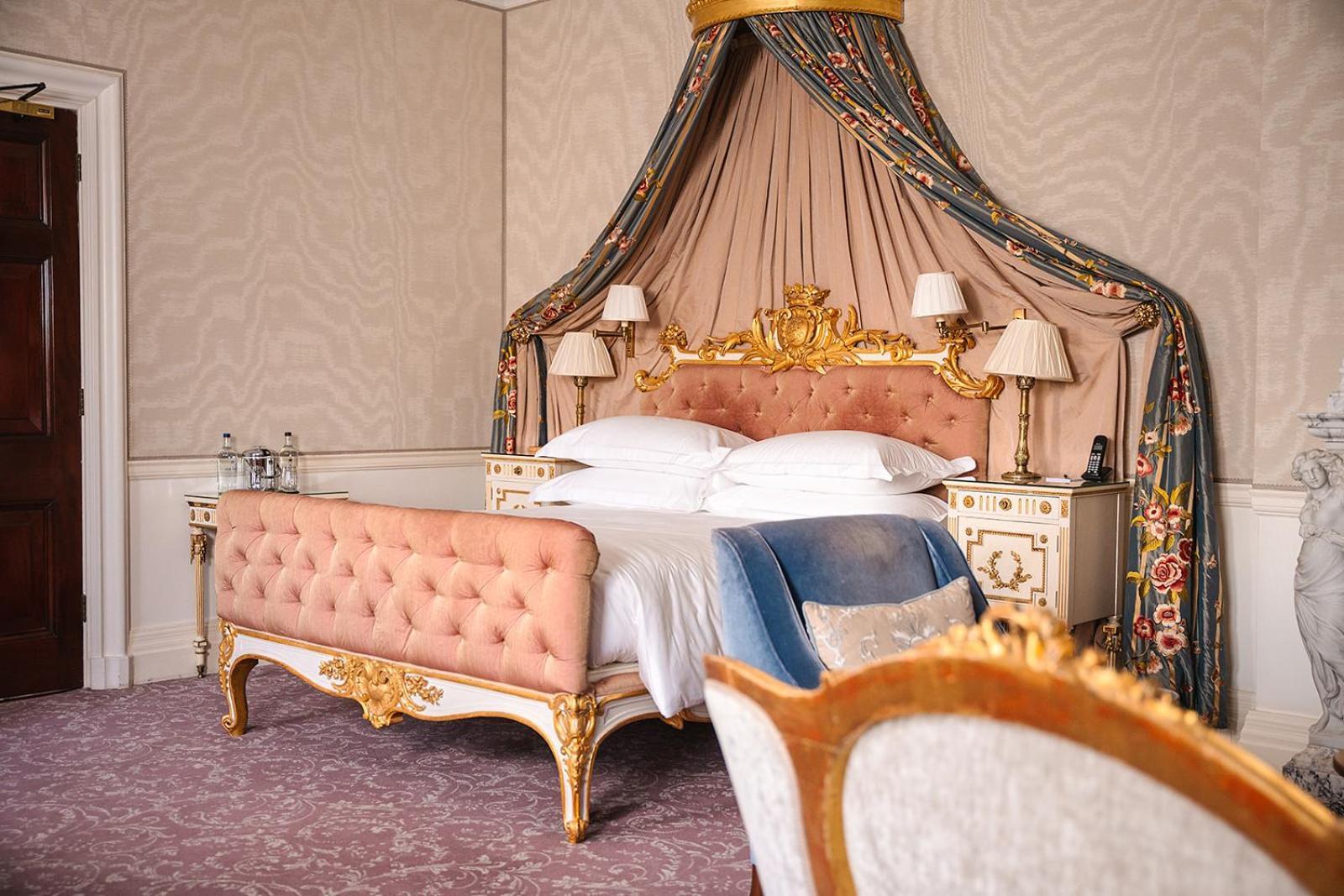 Cliveden House - An Iconic Luxury Hotel Maidenhead Bagian luar foto